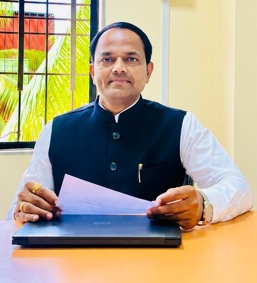 Dr. Nilesh Paul